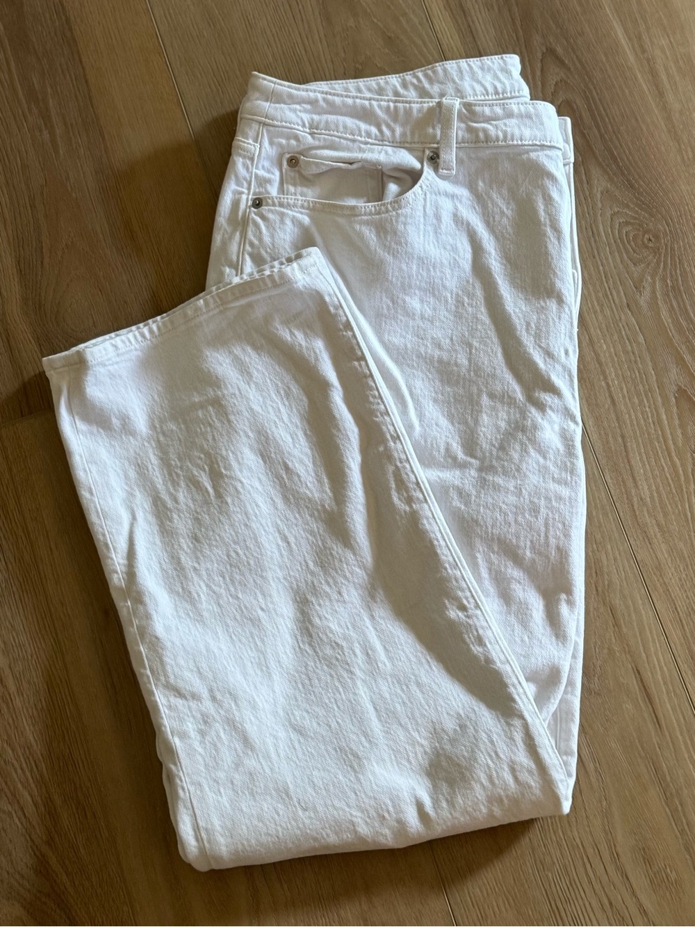 Torrid Classic White Straight Legged Denim Jeans